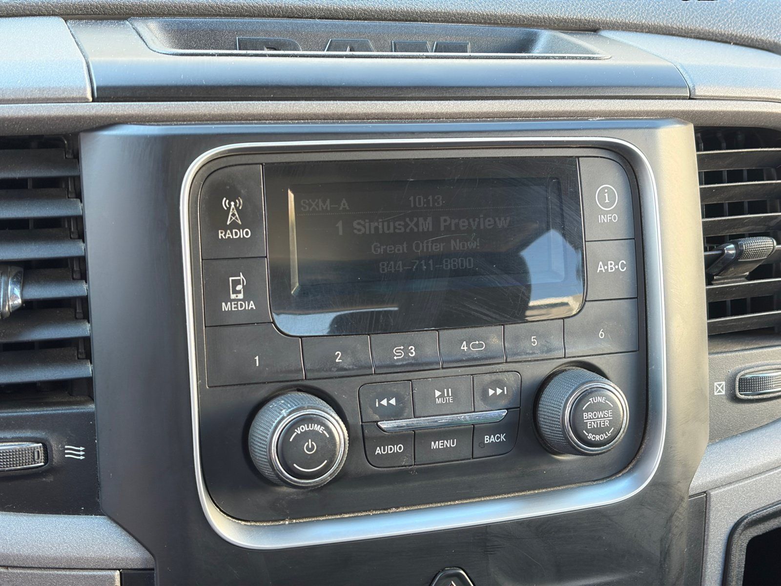 Used 2017 RAM 1500 Express AWD/4WD image 20