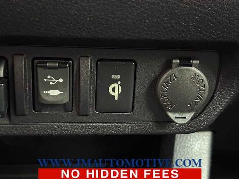 Used 2018 Toyota Tacoma Limited image 39