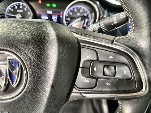 Used 2023 Buick Encore GX Preferred image 32