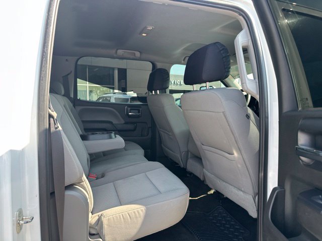 Used 2018 Chevrolet Silverado 1500 Custom w/ Custom Value Package AWD/4WD image 16
