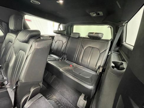 Used 2021 Ford Expedition Max Limited AWD/4WD image 12