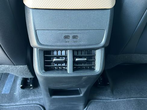 New 2026 Chevrolet Equinox ACTIV AWD/4WD image 14
