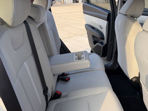 Used 2025 Hyundai Tucson SEL FWD image 33