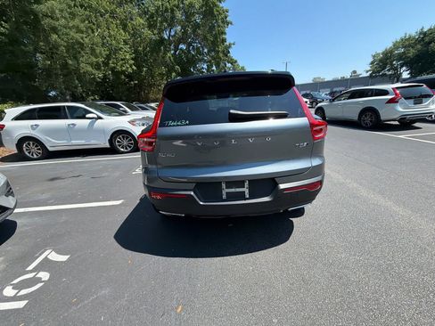 Used 2019 Volvo XC40 T5 R-Design AWD/4WD image 12