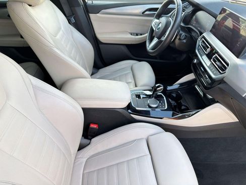 Certified 2024 BMW X4 xDrive30i w/ Premium Package image 30