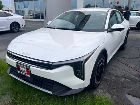 Used 2025 Kia K4 EX FWD image 5