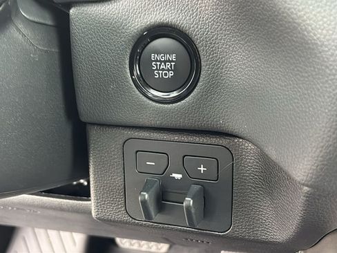 New 2026 Toyota Tundra Limited AWD/4WD image 16