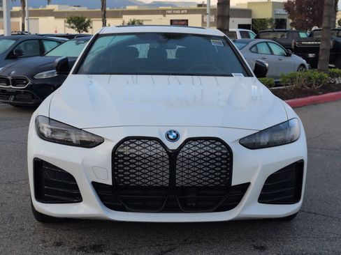 New 2025 BMW i4 eDrive40 w/ M Sport Package image 3