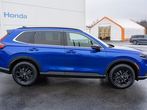 Certified 2025 Honda CR-V Sport image 16