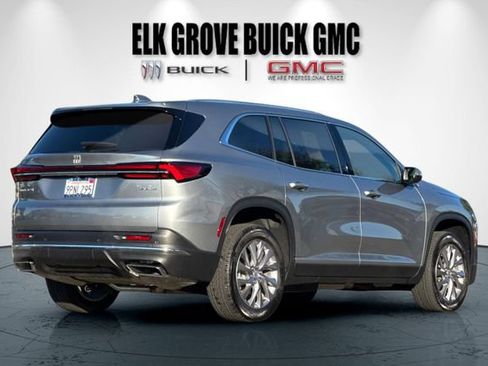 Used 2025 Buick Enclave Preferred FWD image 4
