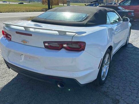 Used 2021 Chevrolet Camaro LT image 8