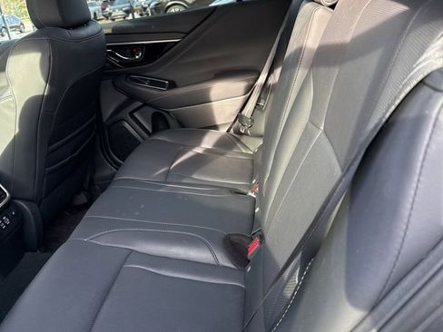 Used 2023 Subaru Outback Limited image 5