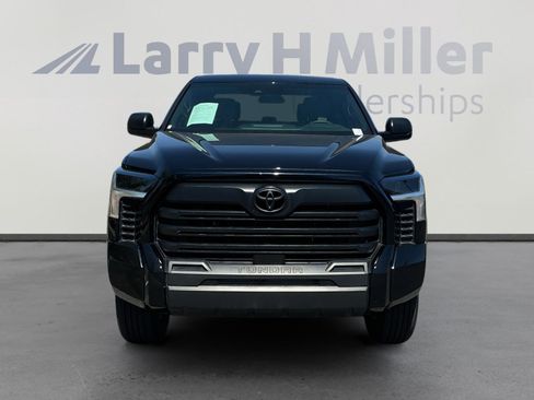 Certified 2025 Toyota Tundra SR5 AWD/4WD image 8