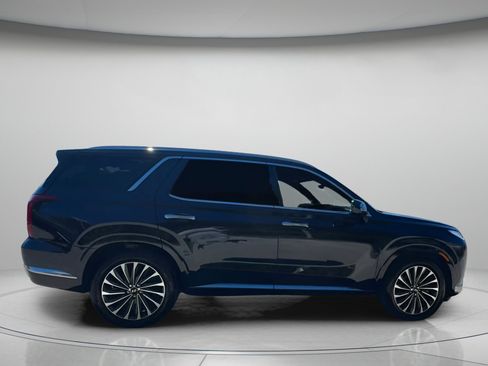 Used 2024 Hyundai Palisade Calligraphy image 31