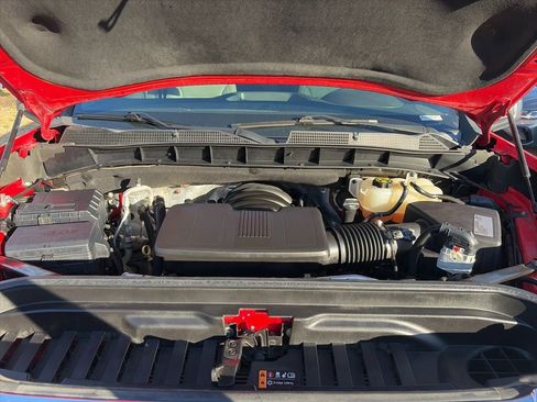 Used 2019 GMC Sierra 1500 SLT AWD/4WD image 29