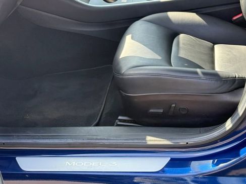 Used 2018 Tesla Model 3 Long Range RWD image 14