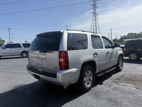 Used 2010 Chevrolet Tahoe LS RWD image 4