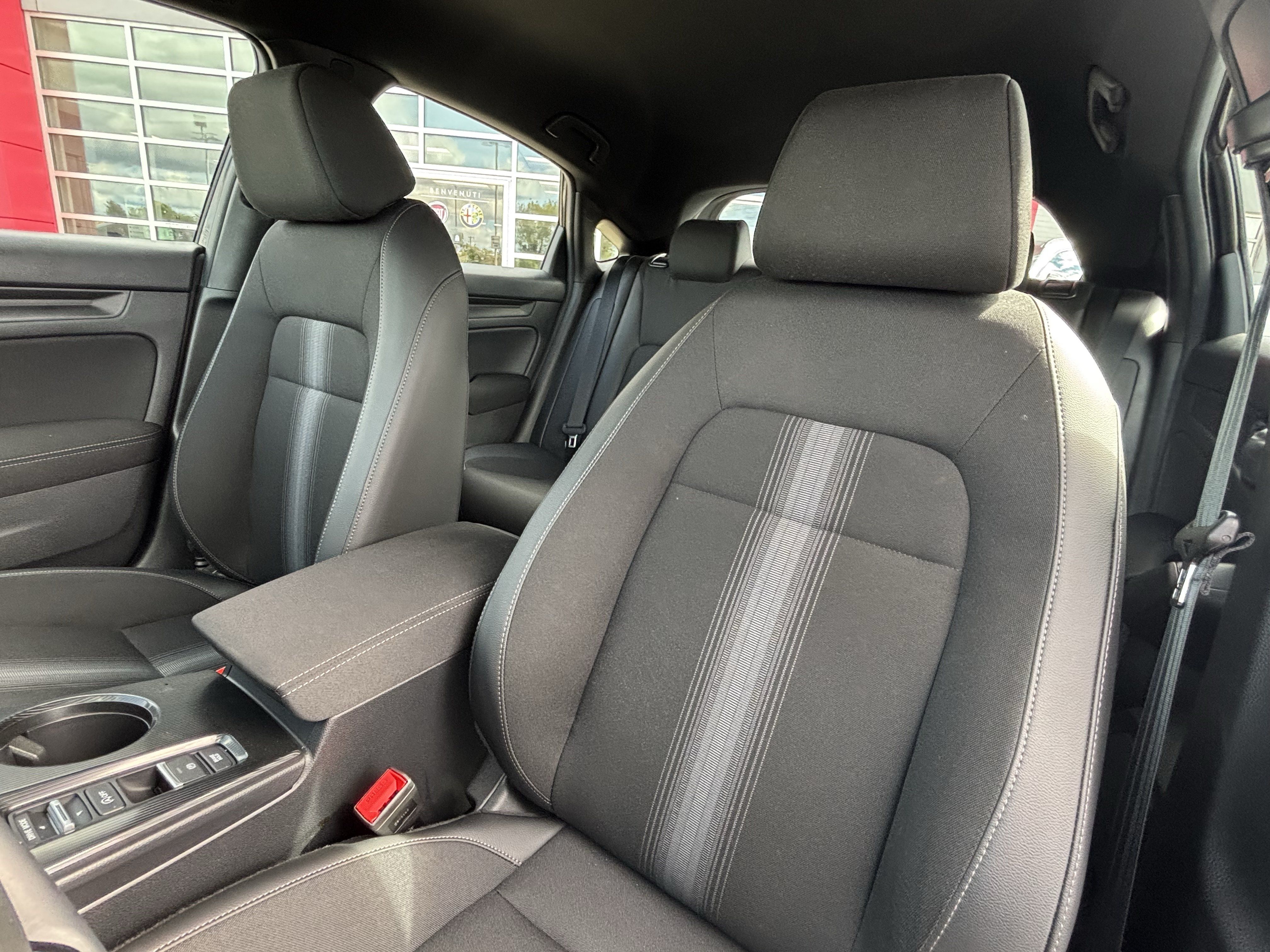 Used 2025 Honda Civic Sport image 24