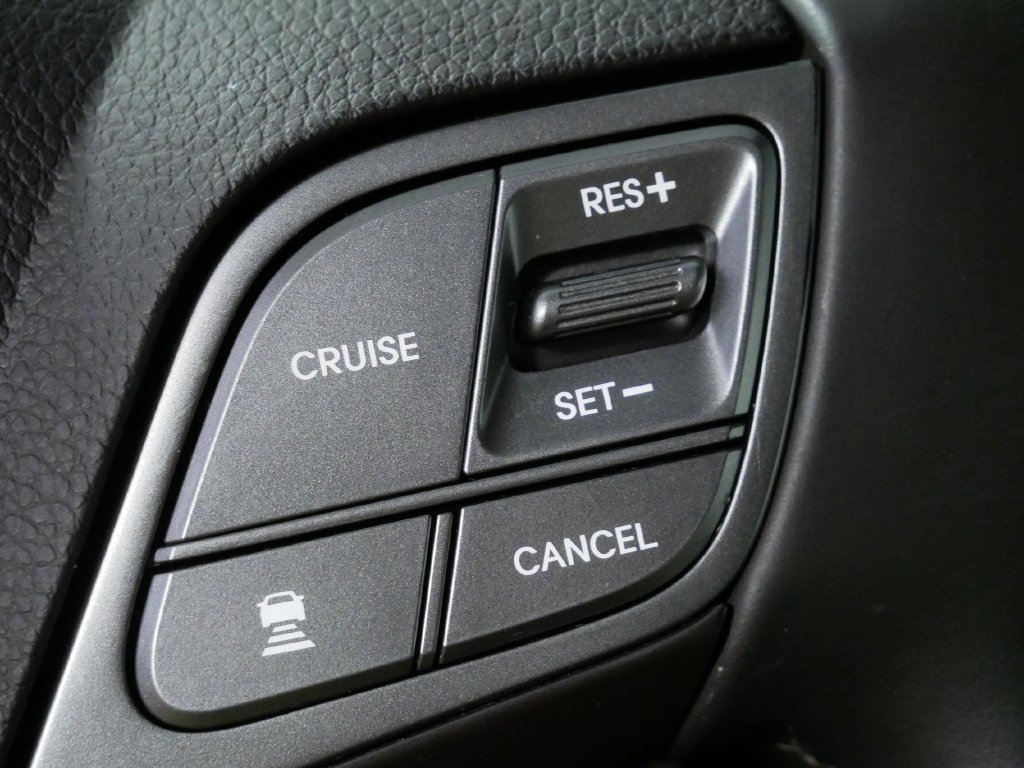 Used 2018 Hyundai Santa Fe Limited AWD/4WD image 26