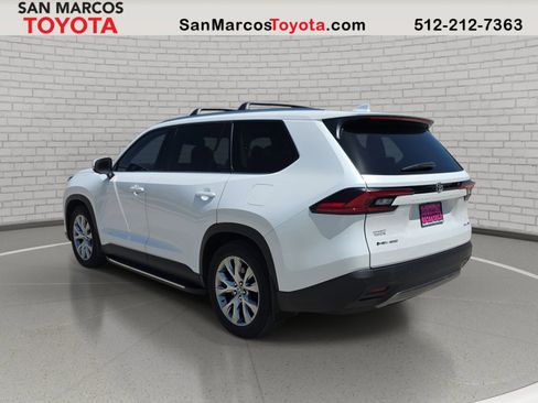 Used 2025 Toyota Grand Highlander AWD Hybrid image 8