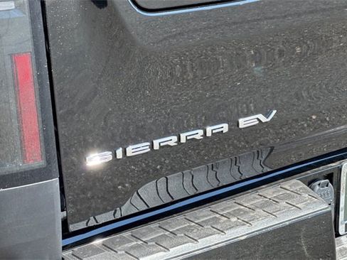 New 2026 GMC Sierra EV Elevation image 31