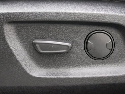Used 2019 Ford Ranger Lariat w/ Equipment Group 501A Mid AWD/4WD image 18