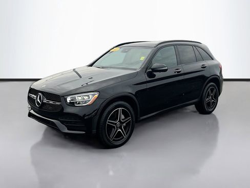 Used 2022 Mercedes-Benz GLC 300 image 3
