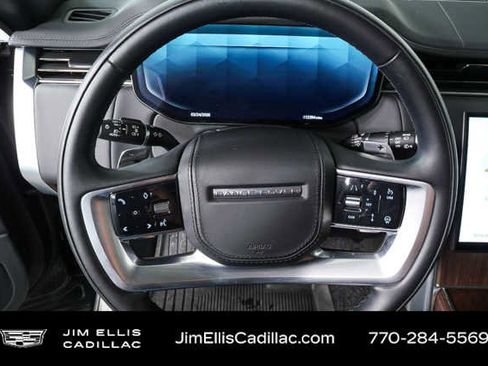 Used 2025 Land Rover Range Rover SE image 9