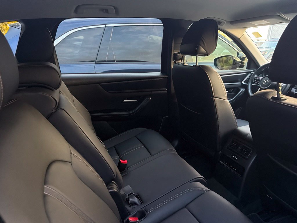 Used 2024 MAZDA CX-90 3.3 Turbo w/ Select Package AWD/4WD image 4
