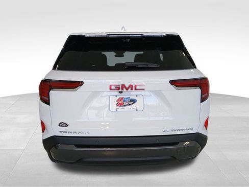 New 2026 GMC Terrain Elevation w/ Technology Package II image 4