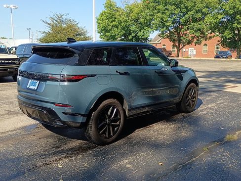 Used 2024 Land Rover Range Rover Evoque Dynamic SE AWD/4WD image 3