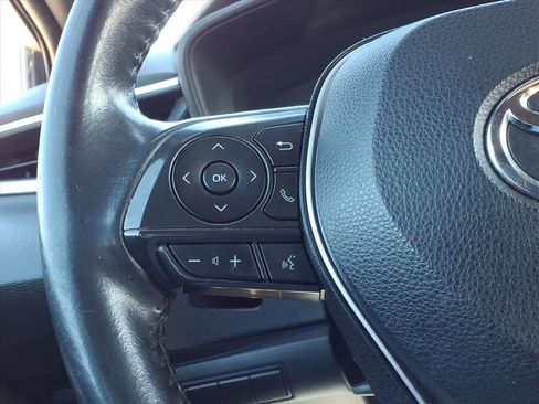 Used 2020 Toyota Corolla SE image 21