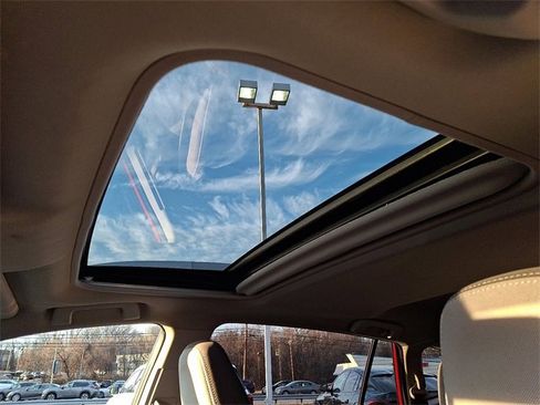 Used 2015 Toyota RAV4 XLE image 14