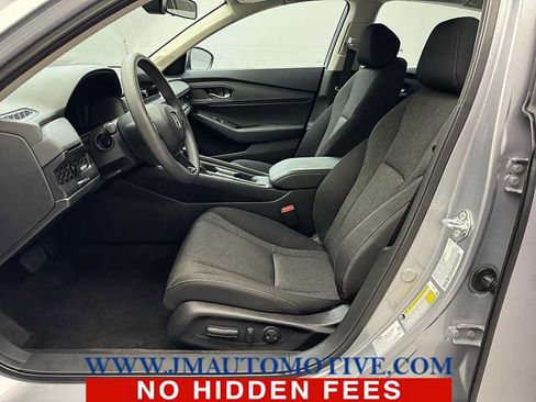 Used 2023 Honda Accord EX image 13
