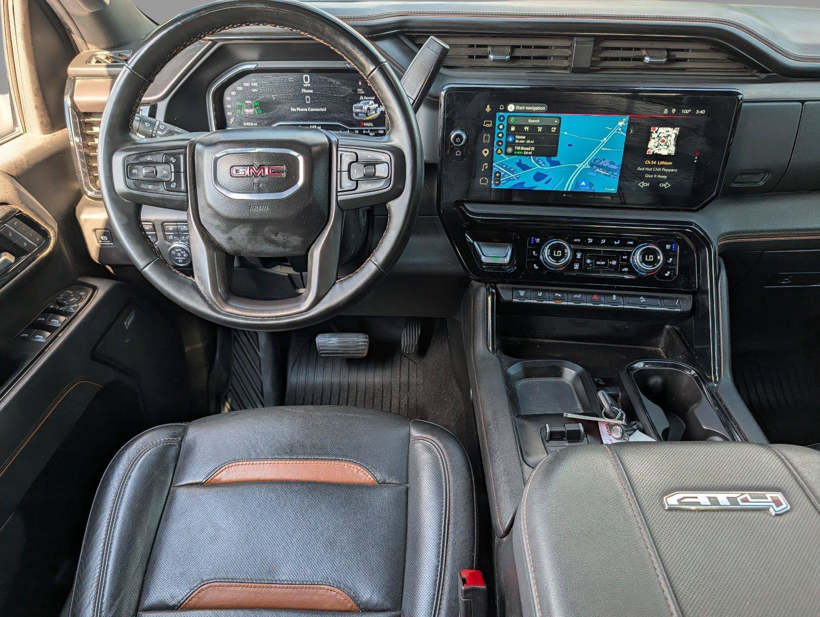 Used 2025 GMC Sierra 3500 AT4 w/ AT4 Premium Plus Package AWD/4WD image 32