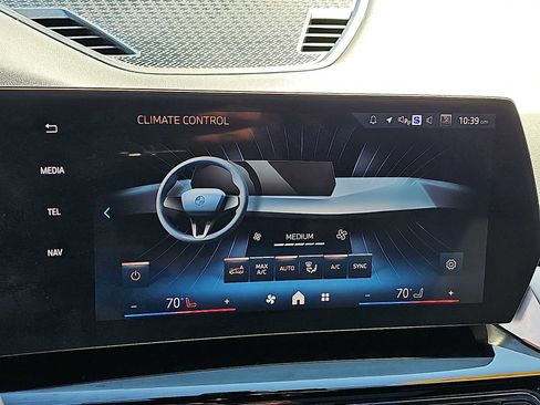 Used 2025 BMW X1 xDrive28i image 16