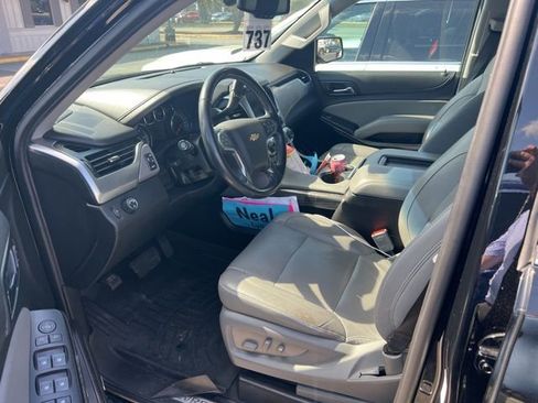 Used 2019 Chevrolet Tahoe LT image 4