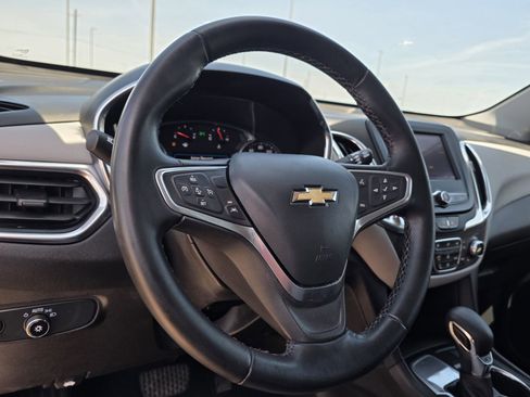 Used 2023 Chevrolet Equinox LT FWD image 11