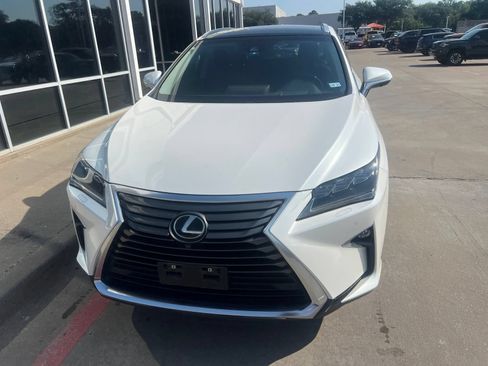 Used 2016 Lexus RX 350 AWD w/ Luxury Package image 3