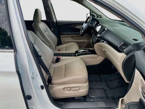 Used 2022 Honda Pilot Touring image 31