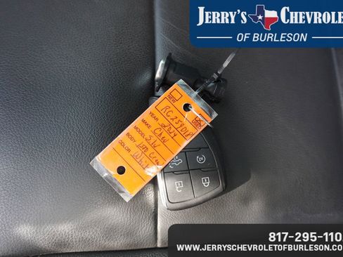 Used 2024 Chevrolet Silverado 1500 LT image 10