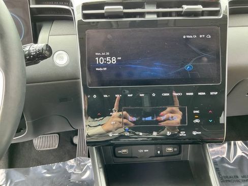 Used 2022 Hyundai Tucson Limited FWD image 28