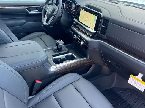 New 2026 GMC Sierra 1500 Elevation w/ Elevation Premium Package AWD/4WD image 12