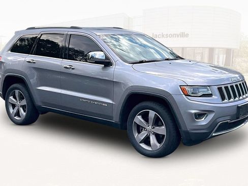 Used 2014 Jeep Grand Cherokee Limited w/ Luxury Group II AWD/4WD image 3