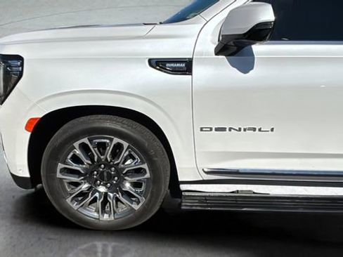 Used 2024 GMC Yukon XL Denali Ultimate image 34