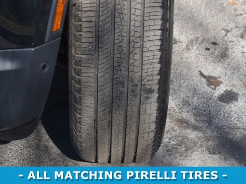 Used 2025 Land Rover Defender 110 S image 37