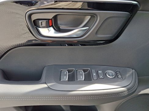 Certified 2025 Acura ADX AWD image 12
