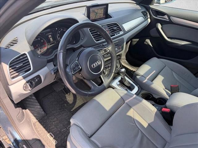 Used 2018 Audi Q3 2.0T Premium Plus w/ Premium Plus Package AWD/4WD image 10