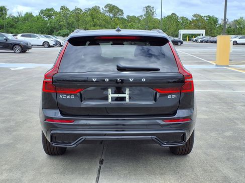 New 2026 Volvo XC60 B5 Core AWD/4WD image 6