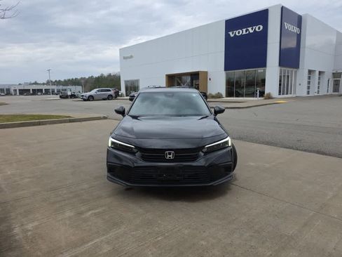 Used 2024 Honda Civic Sport image 3